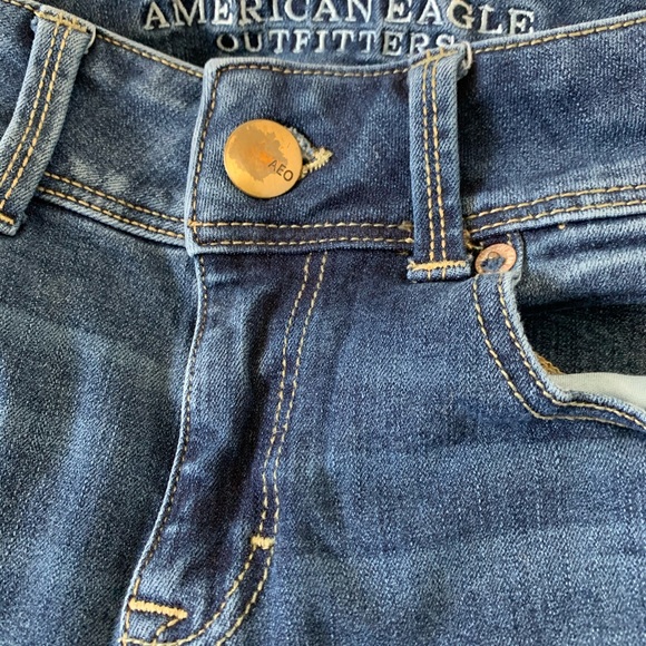 American Eagle Jeans 00 Short - Picture 4 of 4